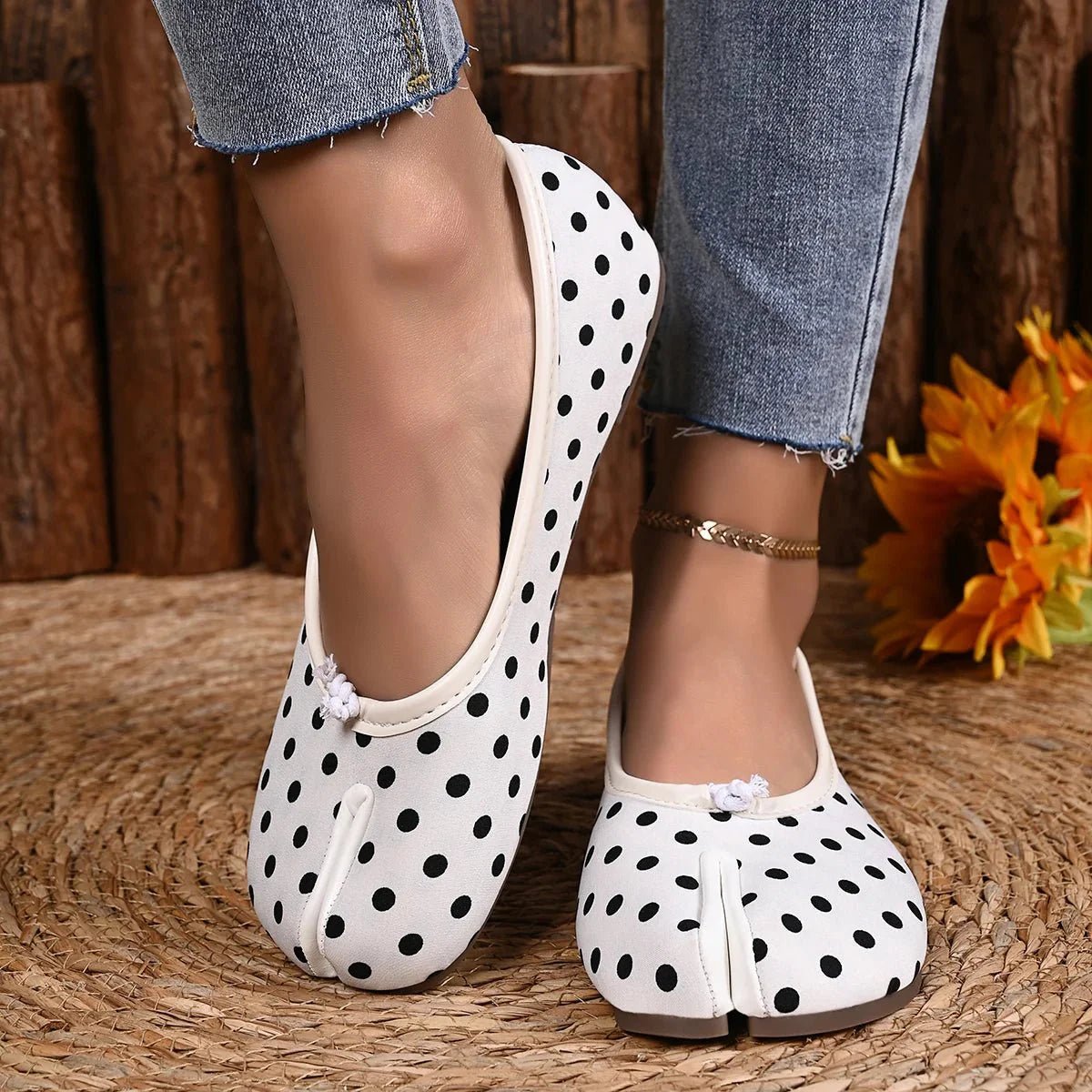 OLANE Bow Knot Split Toe Ballet Flats Black Polka Dots35Women's Shoes