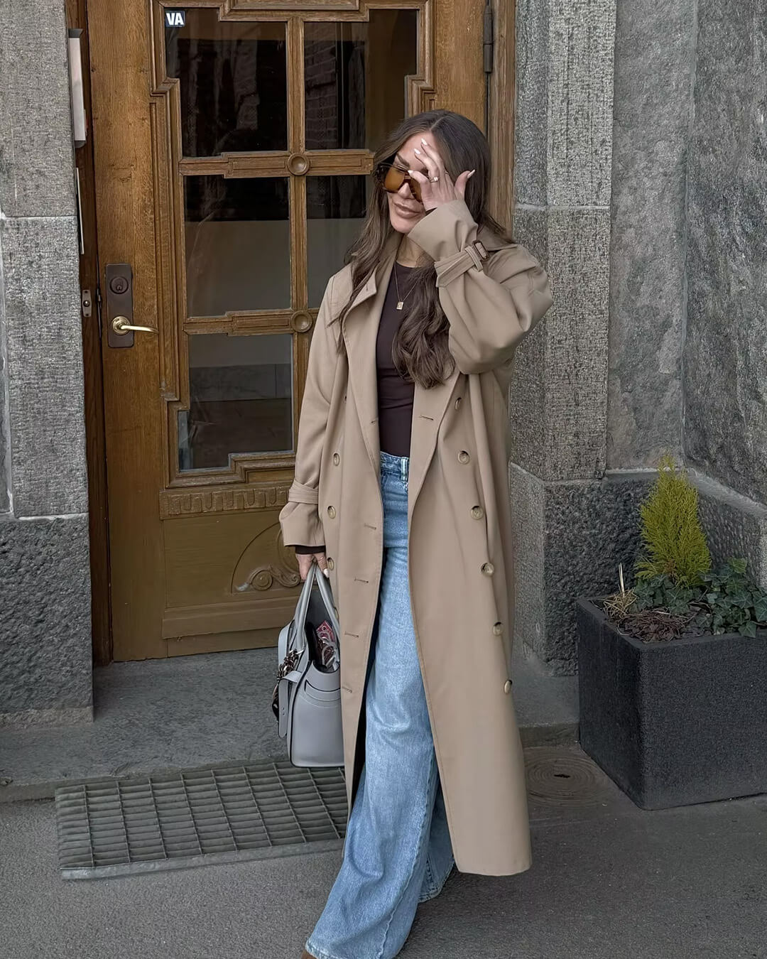 OLANE Classic Long Double Breasted Trench Coat BeigeLWomen's Coats & Jackets
