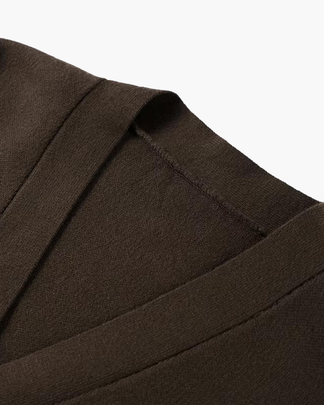 OLANE Classic V-Neck Buttoned Cardigan BrownLCardigan