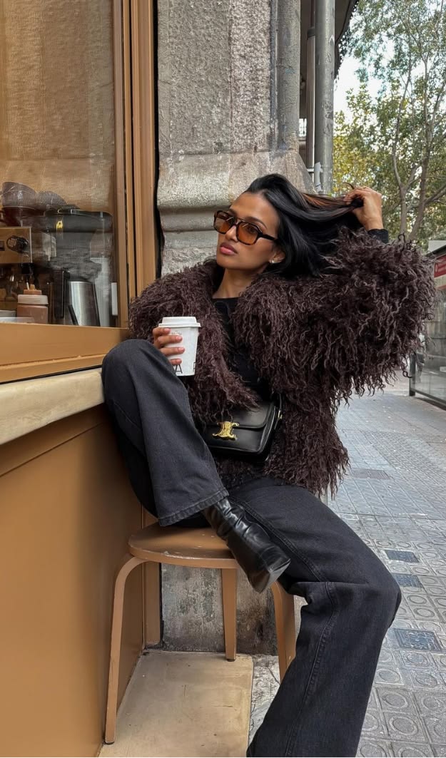 OLANE Lara Faux Fur Coat BrownMWomen's Coats & Jackets