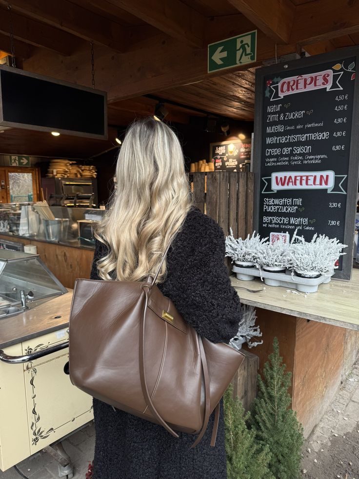 OLANE Spacious Vegan Leather Shopper Bag BrownRegularBag