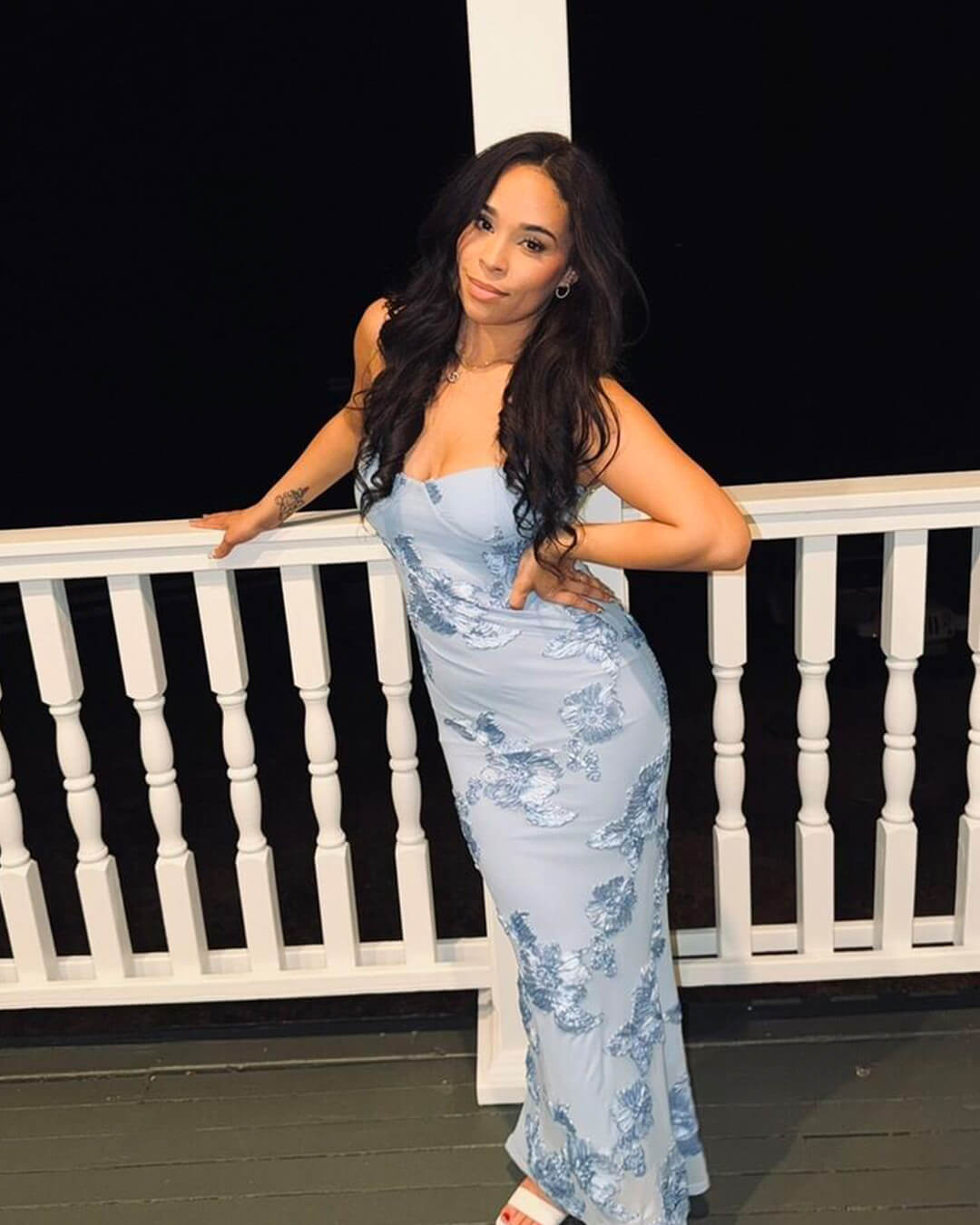 Bodycon Appliqué Tie-Back Evening Gown