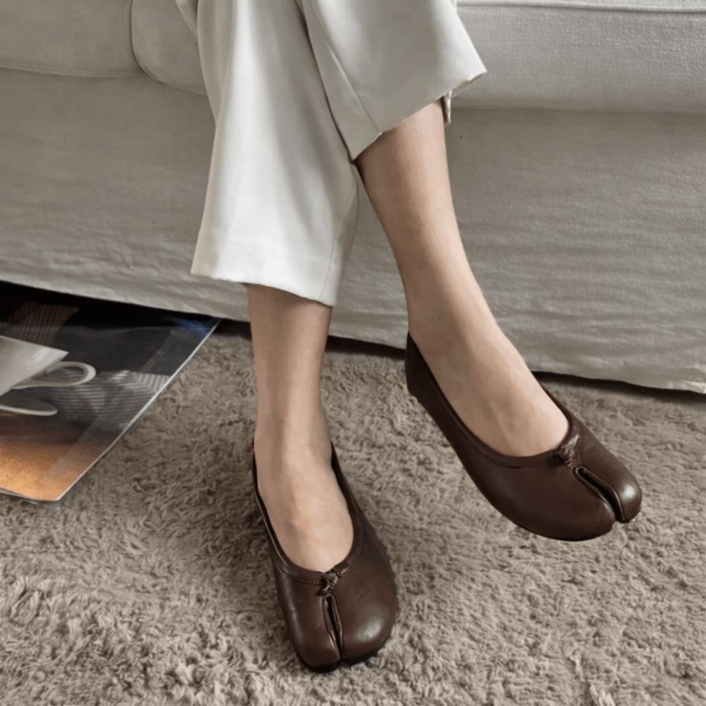 OLANE Slip-On Split-Toe Leather Mules Brown35Women's Shoes