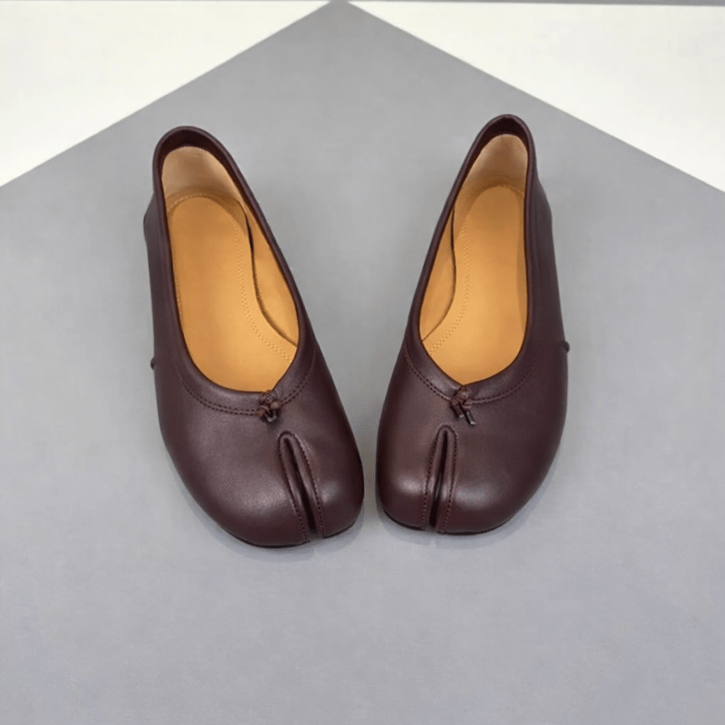 OLANE Slip-On Split-Toe Leather Mules Wine35Women's Shoes