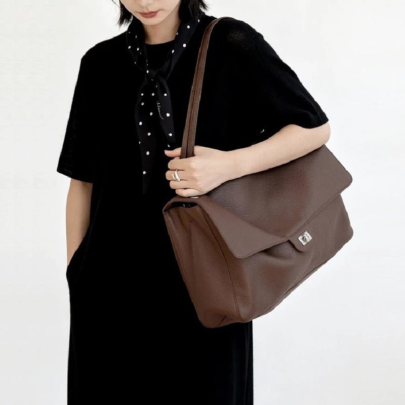 Elegant Crossbody Shopper Bag